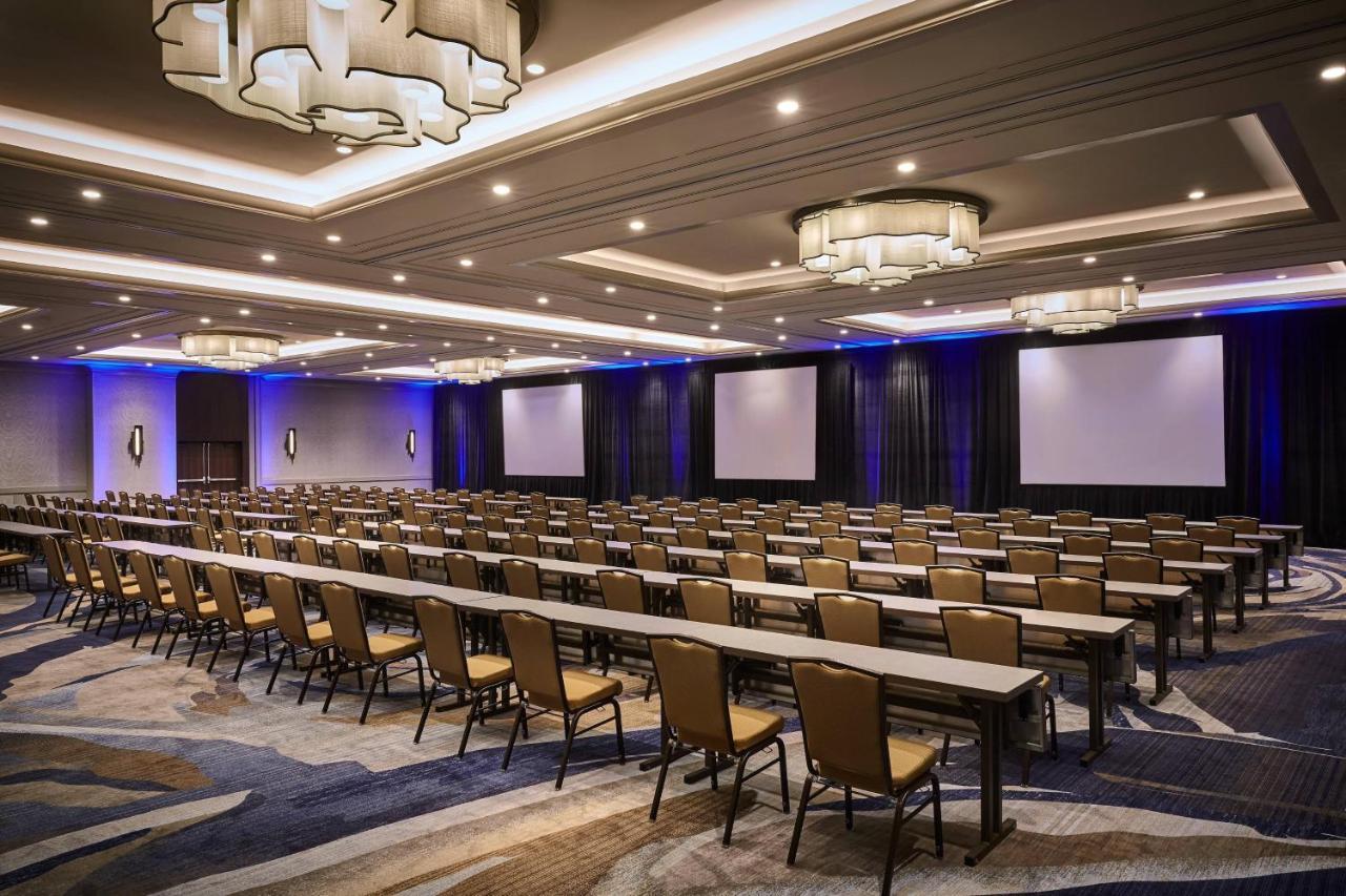 Marina Del Rey Marriott Hotel 3*