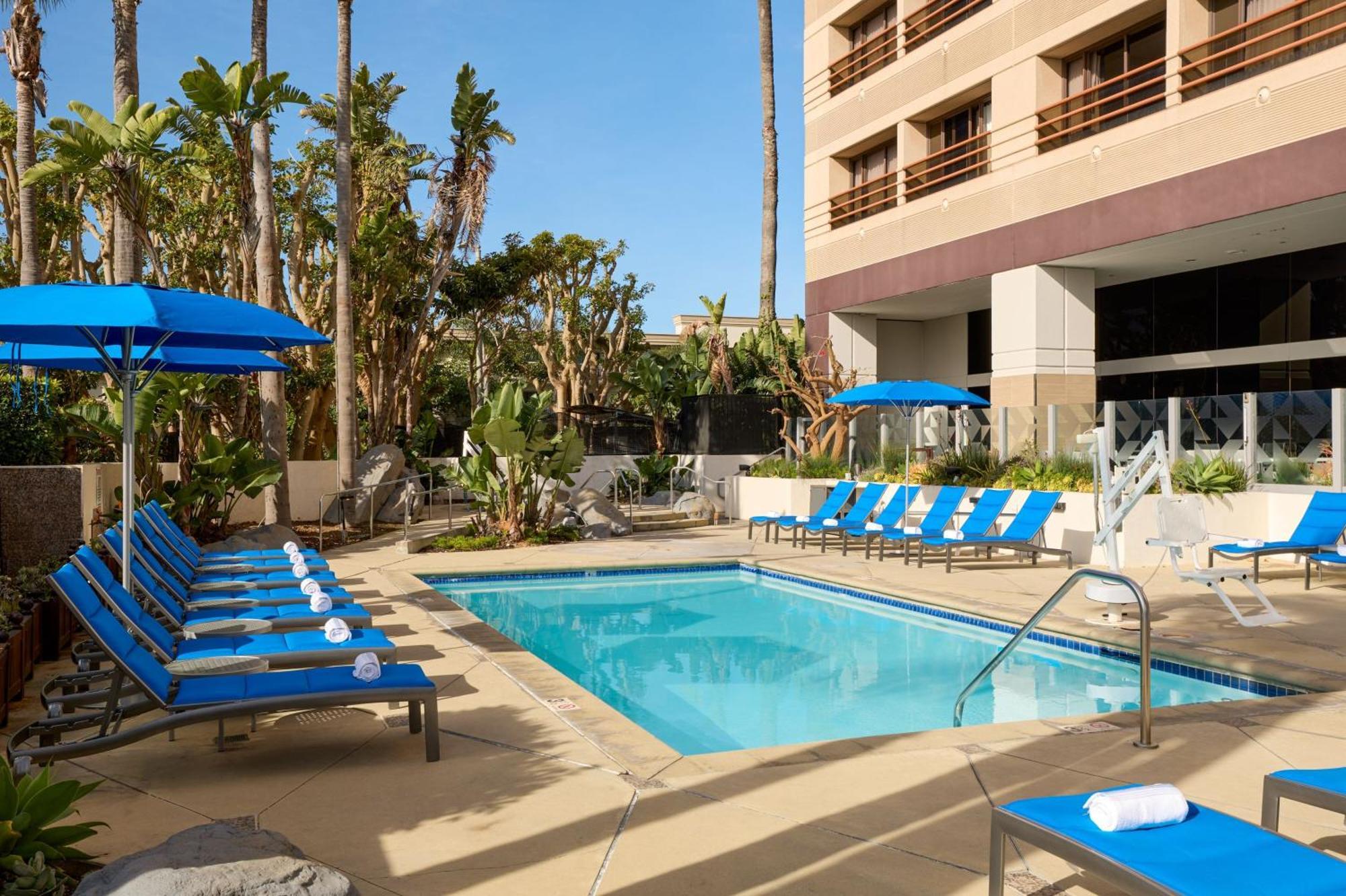 Marina Del Rey Marriott Hotel 3*