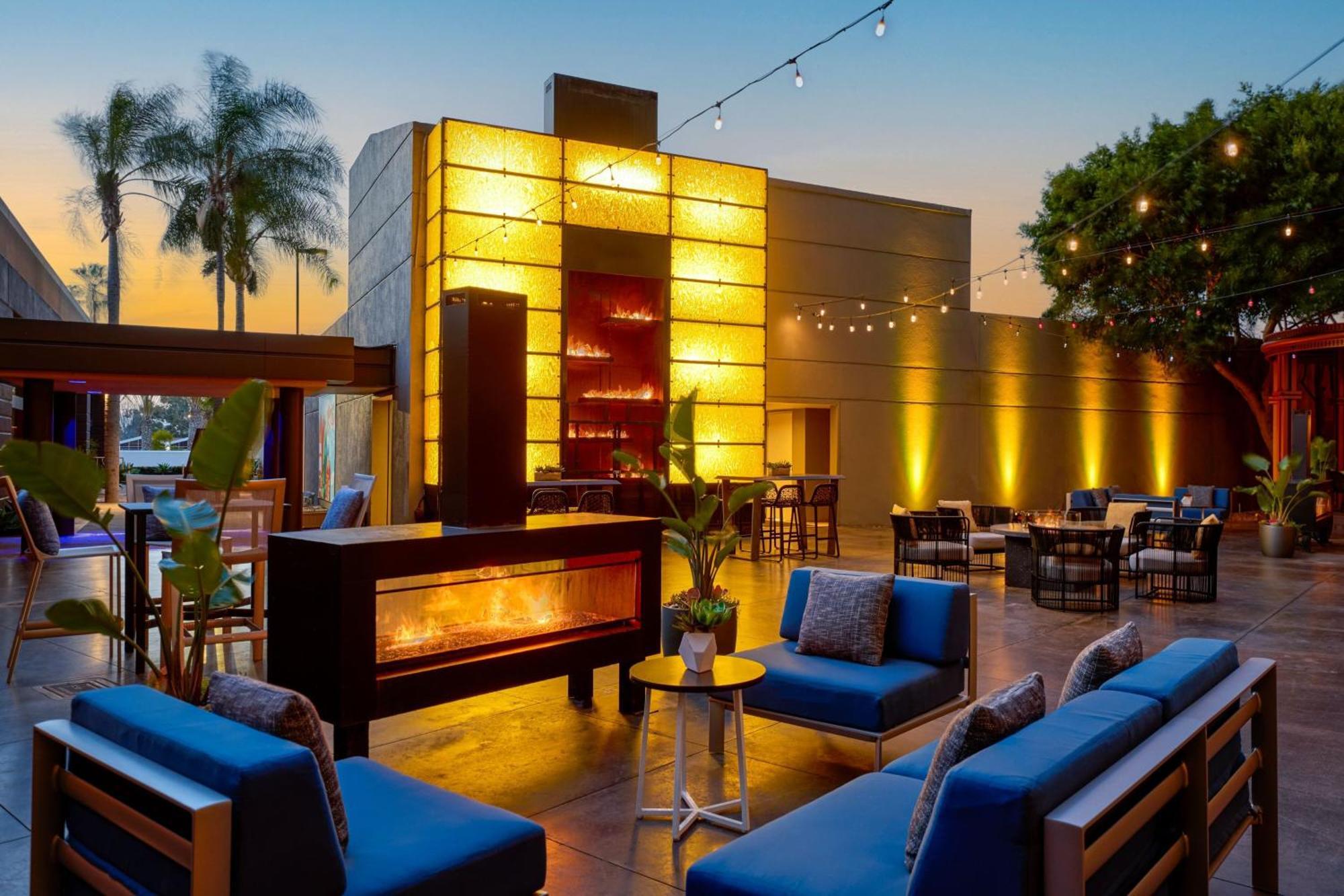 Marina Del Rey Marriott Hotel 3*