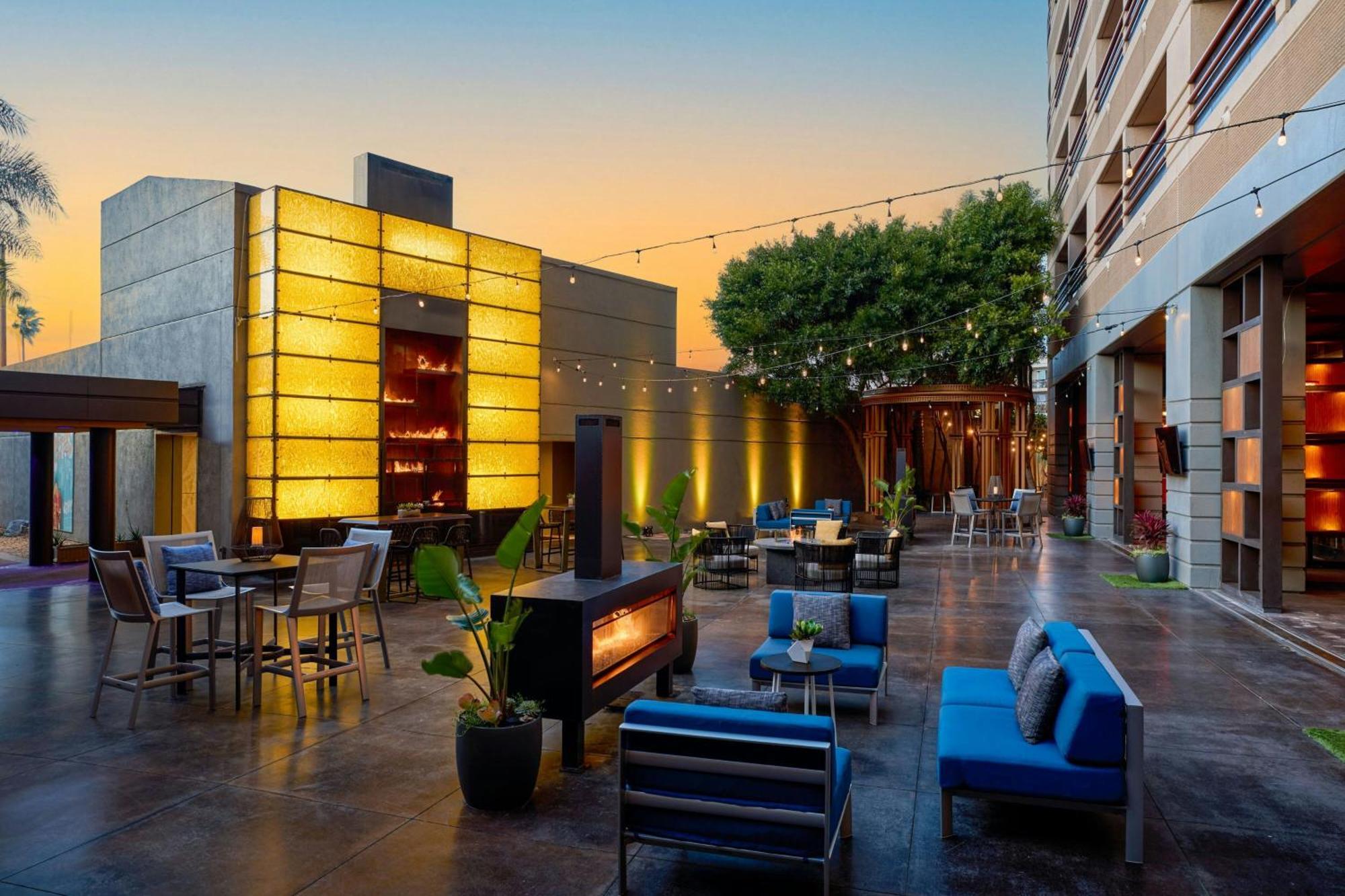 Marina Del Rey Marriott Hotel