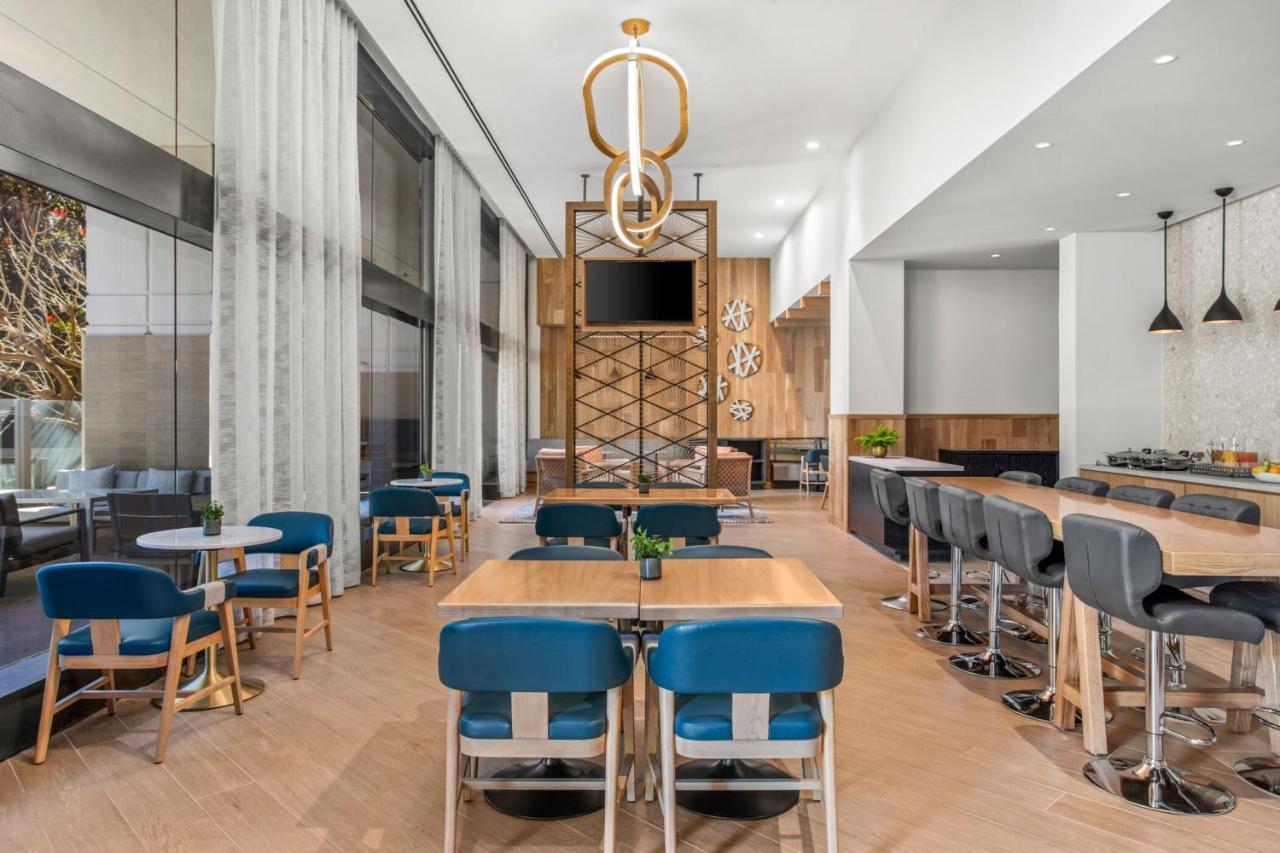 Hotel Marina Del Rey Marriott