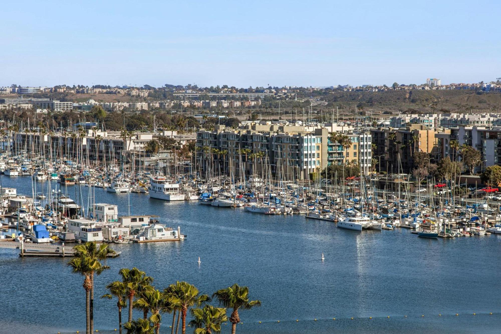 Hotel Marina Del Rey Marriott